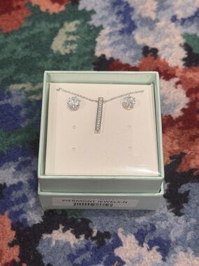 Silver 'Dream' ‘Achieve’ Bar Pendant Necklace  Cubic Zirconia Stud Earrings